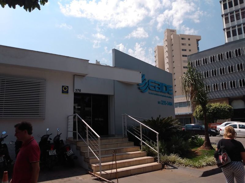 Ebide - Escola de Implantes Dentários