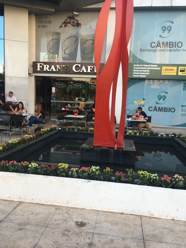 Fran's Café Oeste