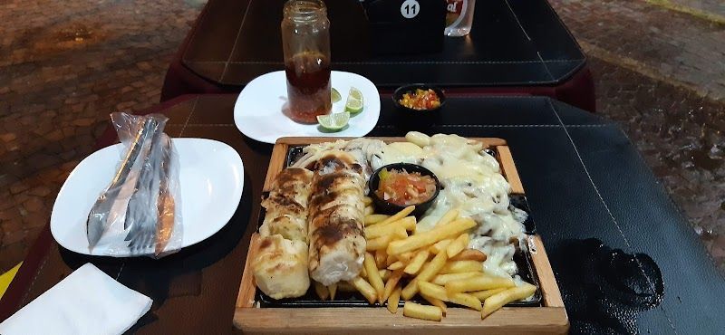 Manda + UMA BAR
