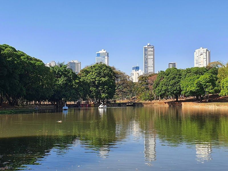Parque Lago das Rosas