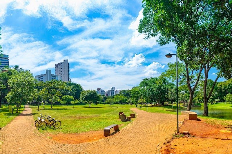 Parque Lago das Rosas