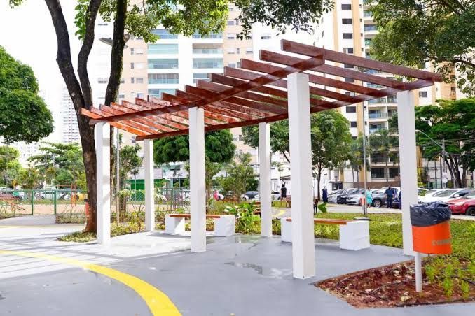 Praça Dr. Ovídio Inácio Ferreira