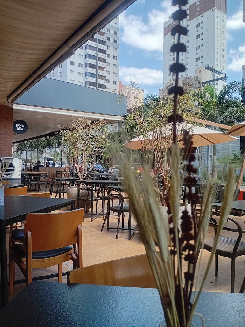 Restaurante Dona Bita cozinha contemporânea
