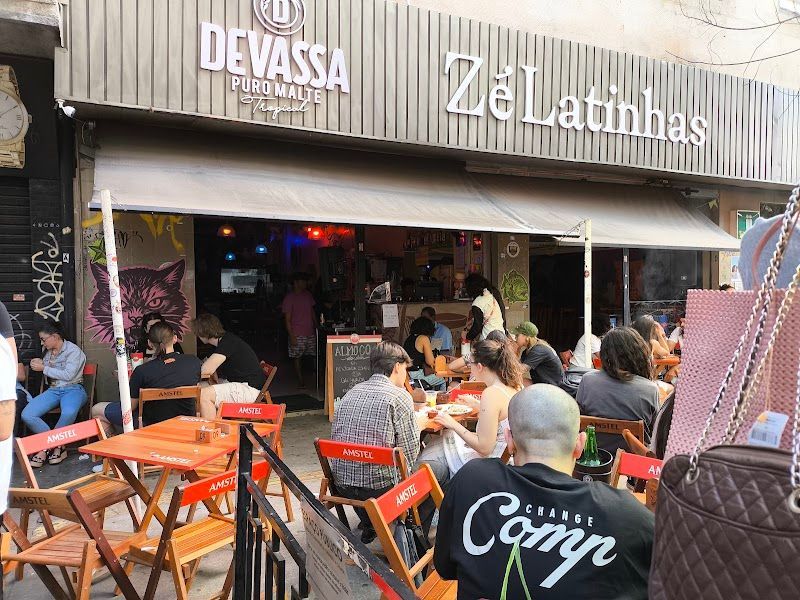 Zé Latinhas
